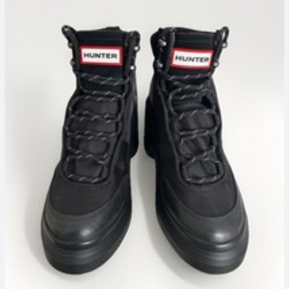 Hunter Women Black ankle Boots size 11